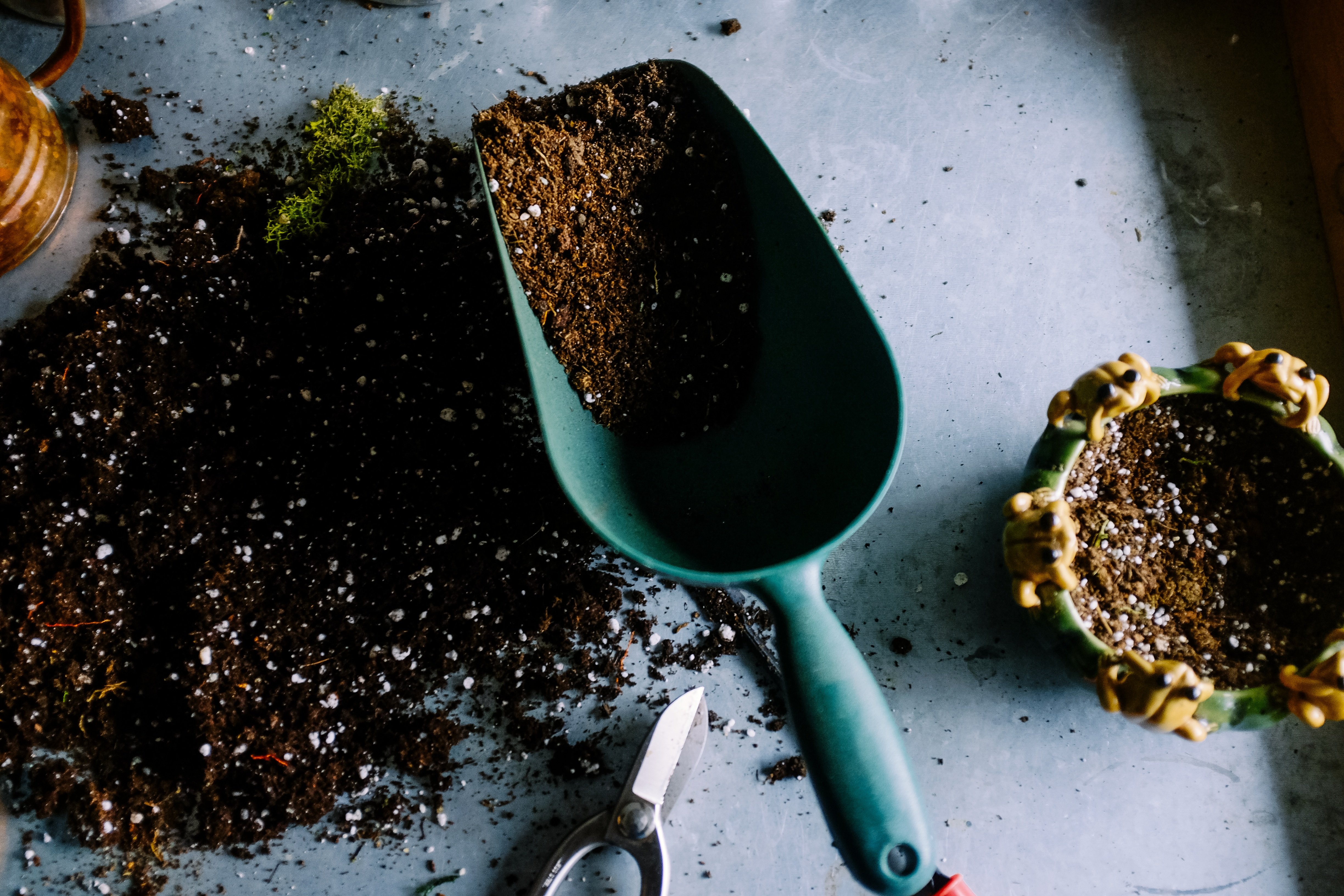 garden supplies delivered - soil, tools